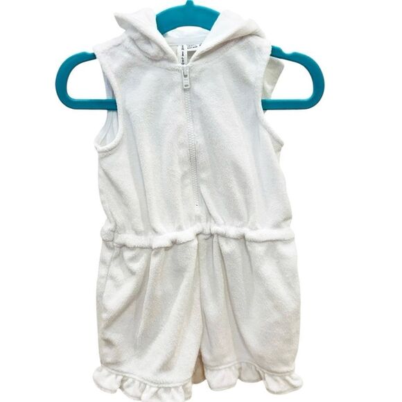 Janie and Jack Baby Girls White Terry Ruffle Detail Hooded Romper. 6-12 Months. - Picture 1 of 4